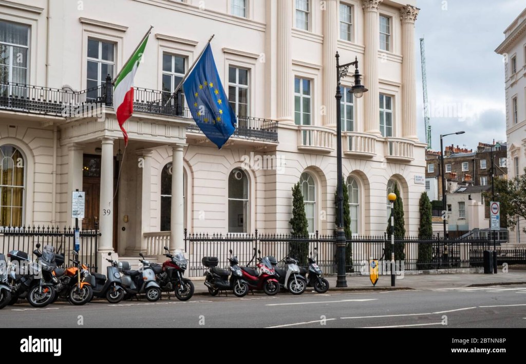 Picture of: The Italian Cultural Institute in Belgravia, London, promotes